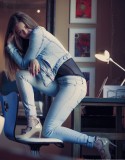 Lana_Lea_Beauty_in_the_Jeans